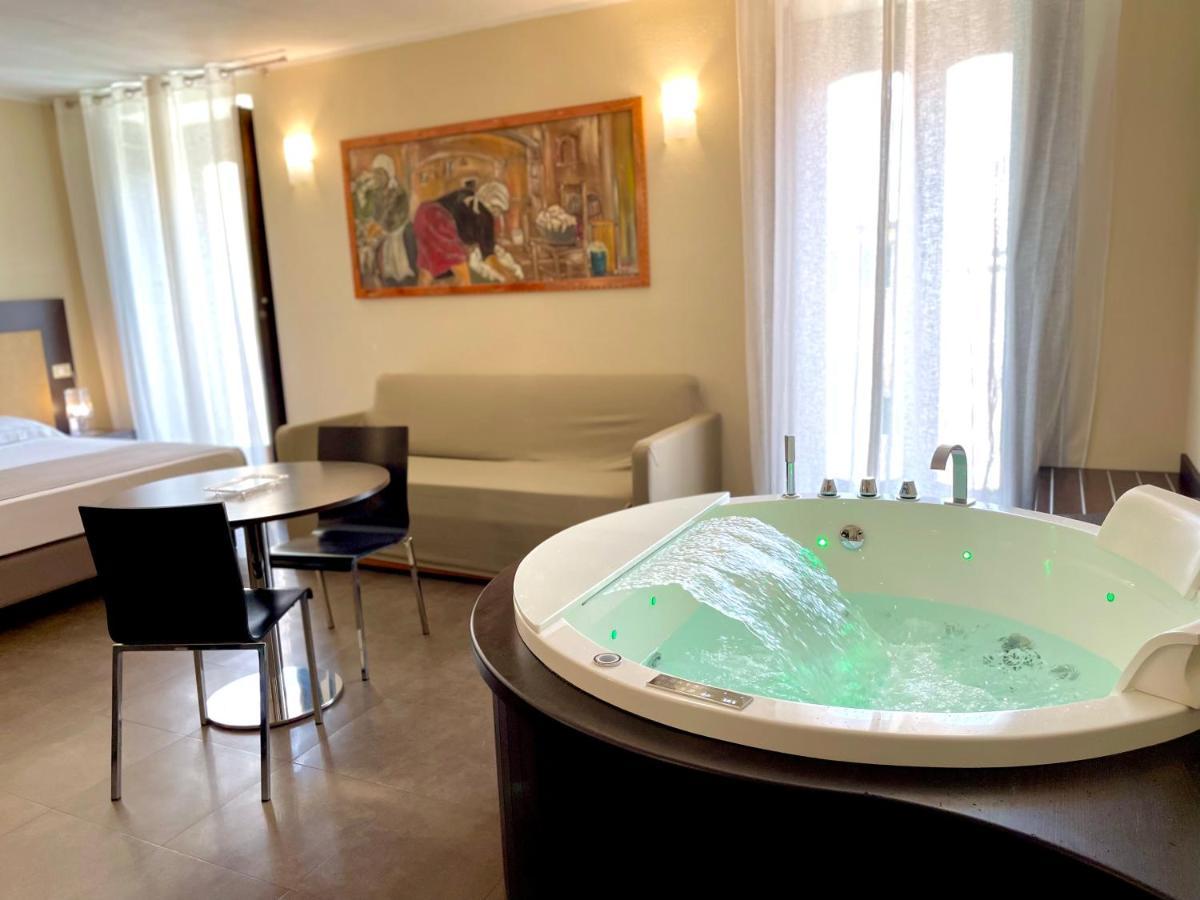 Residenza Il Barone Bed & Breakfast Tropea Exterior photo