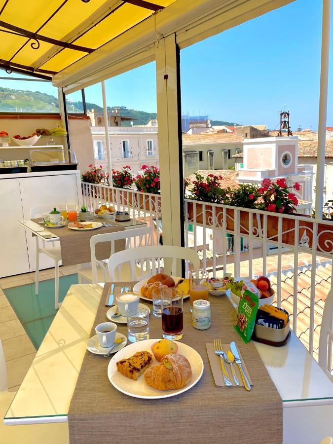 Residenza Il Barone Bed & Breakfast Tropea Exterior photo
